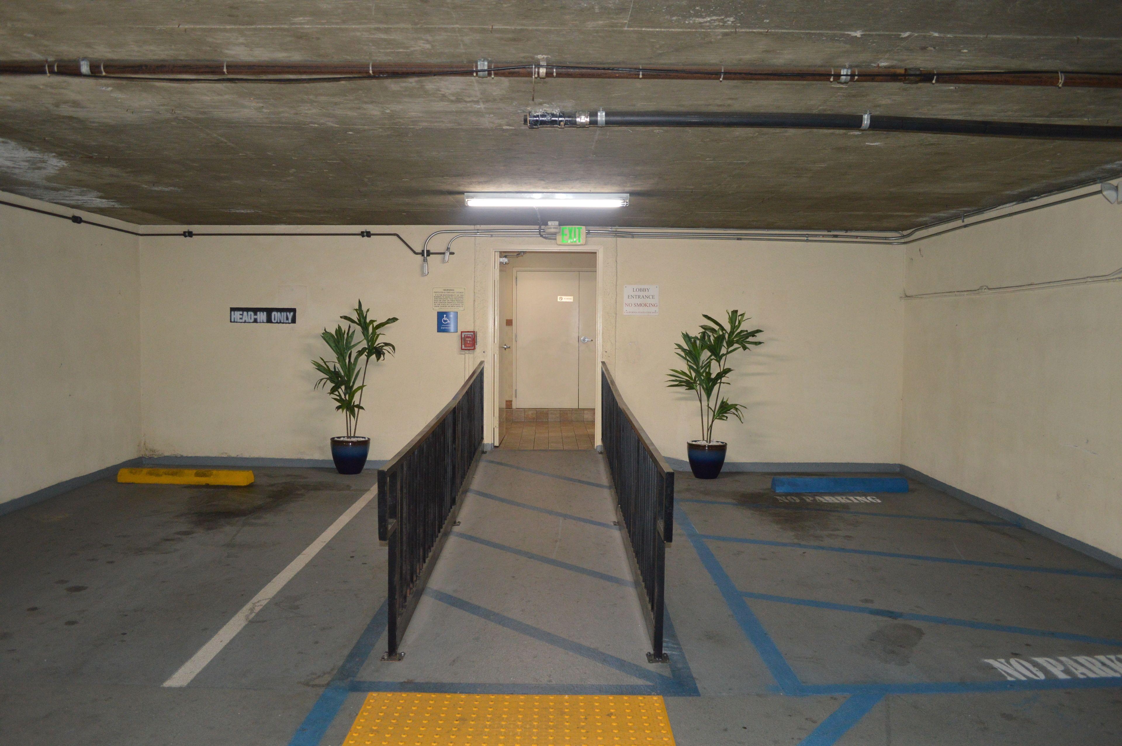 Jolly Roger Hotel — Foto 1